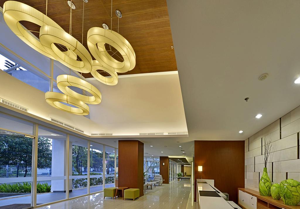 Whiz Prime Hotel Pajajaran בוגור מראה חיצוני תמונה