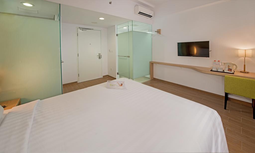 Whiz Prime Hotel Pajajaran בוגור מראה חיצוני תמונה