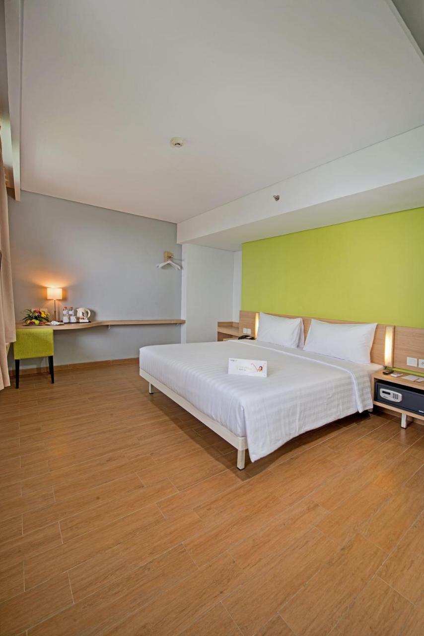 Whiz Prime Hotel Pajajaran בוגור מראה חיצוני תמונה