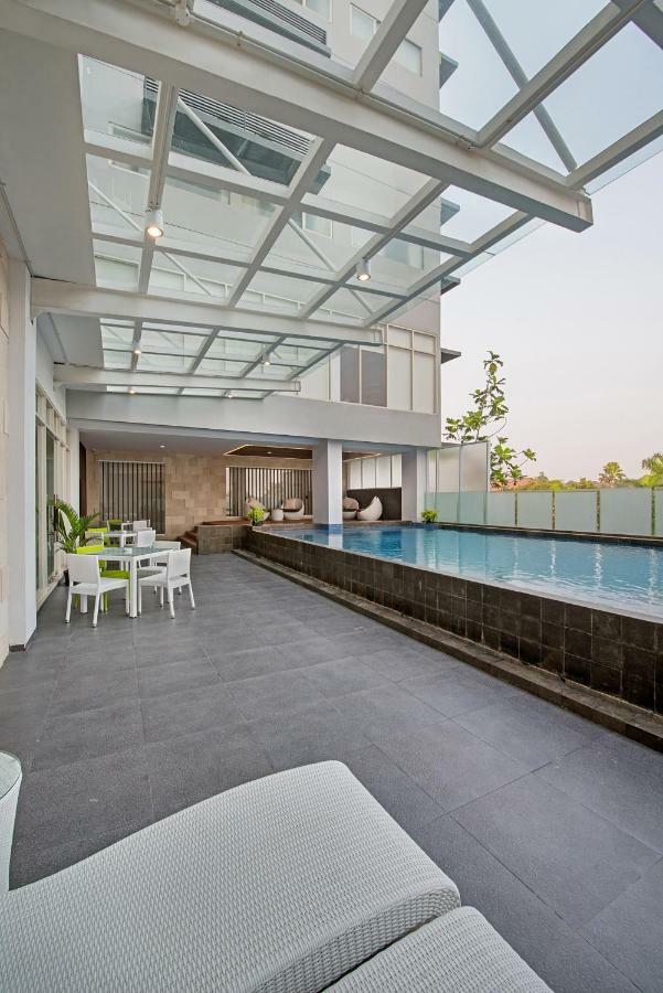 Whiz Prime Hotel Pajajaran בוגור מראה חיצוני תמונה
